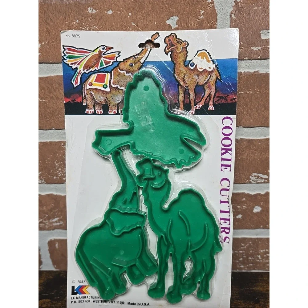 Vintage 1987 LK Manufacturing Cookie Cutters Animal Set‎ New Sealed USA